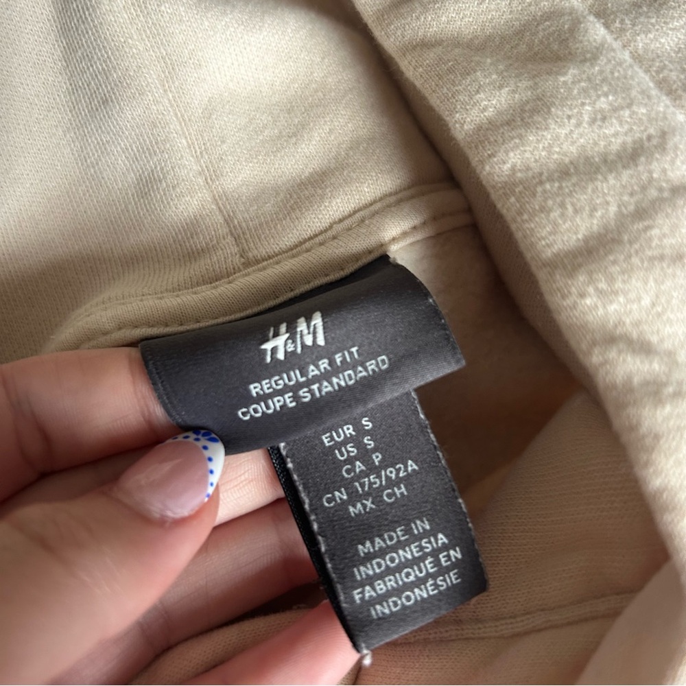 H&M Beige Hoodie - Picture 2 of 4